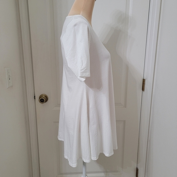 LuLaRoe Size XS White Perfect T NEW with Tag - Picture 4 of 11
